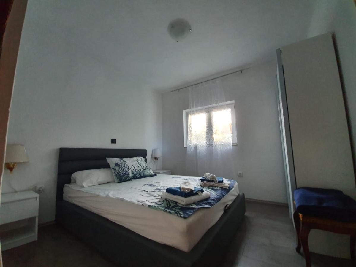 מסלניקה Apartmani Lucija מראה חיצוני תמונה